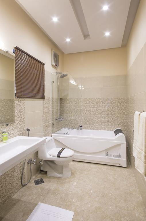 Royaute Luxury Suites&Hotel Gulberg Lahore Chambre photo